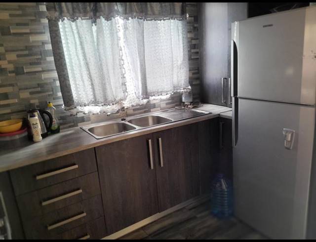 2 BEDROOM PROPERTY TO RENT IN NALEDI